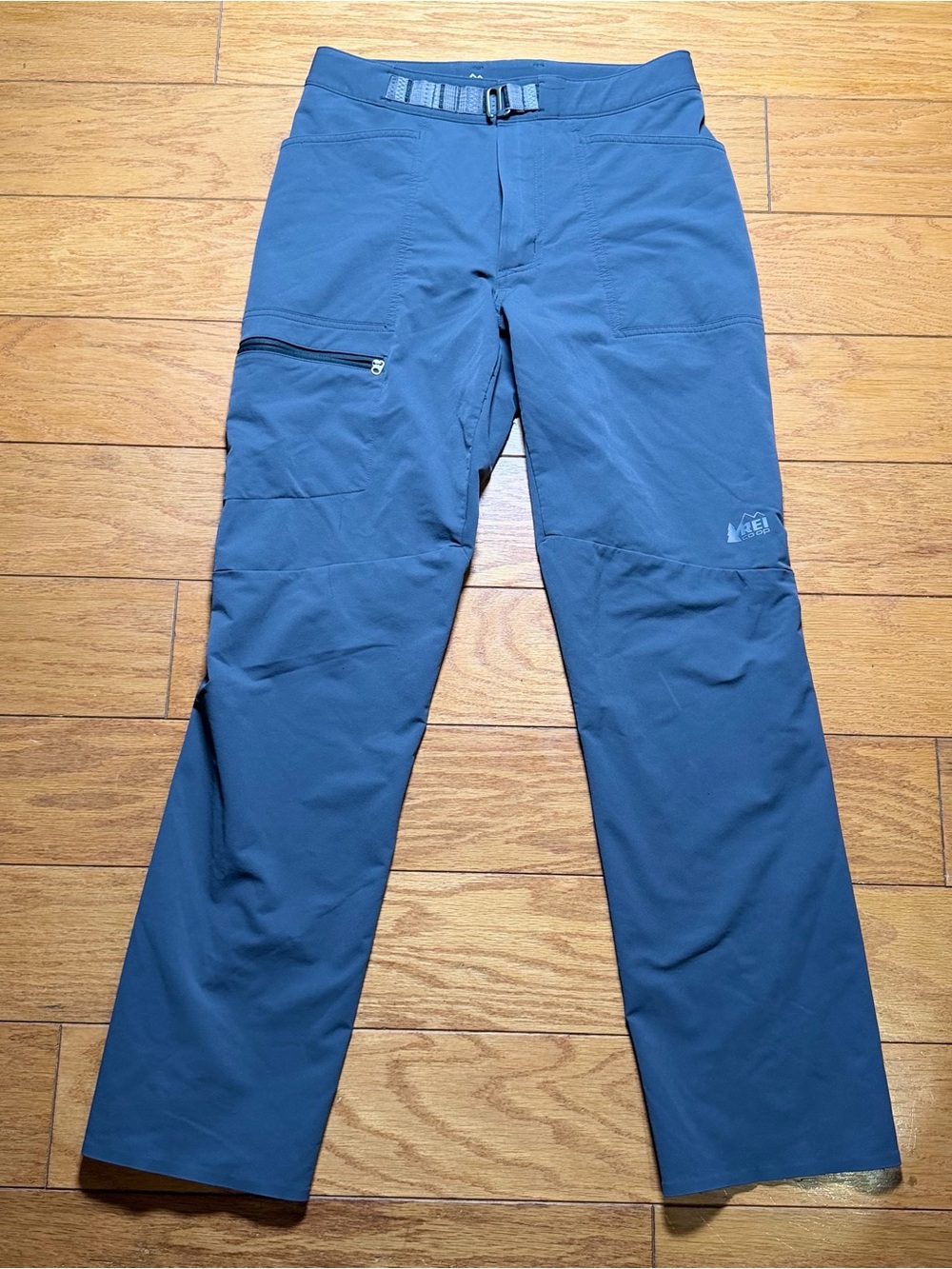 REI Men’s Slate Grey Cargo Outdoor Pants